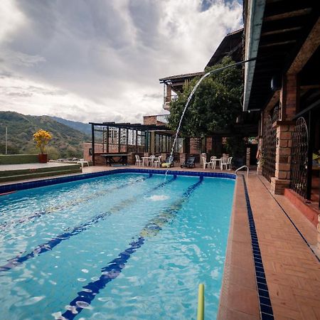 Hosteria De La Plaza Menor Santa Fe de Antioquia Exteriör bild