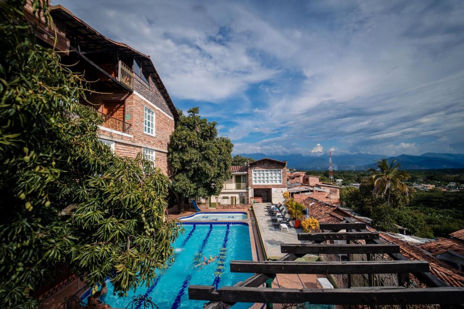 Hosteria De La Plaza Menor Santa Fe de Antioquia Exteriör bild