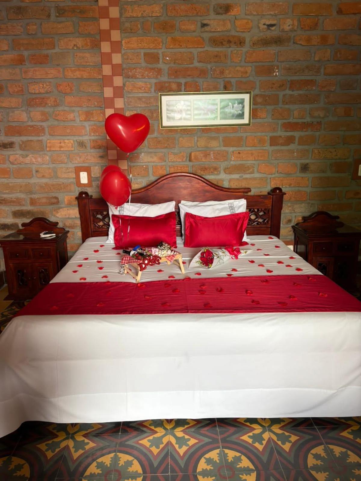Hosteria De La Plaza Menor Santa Fe de Antioquia Exteriör bild