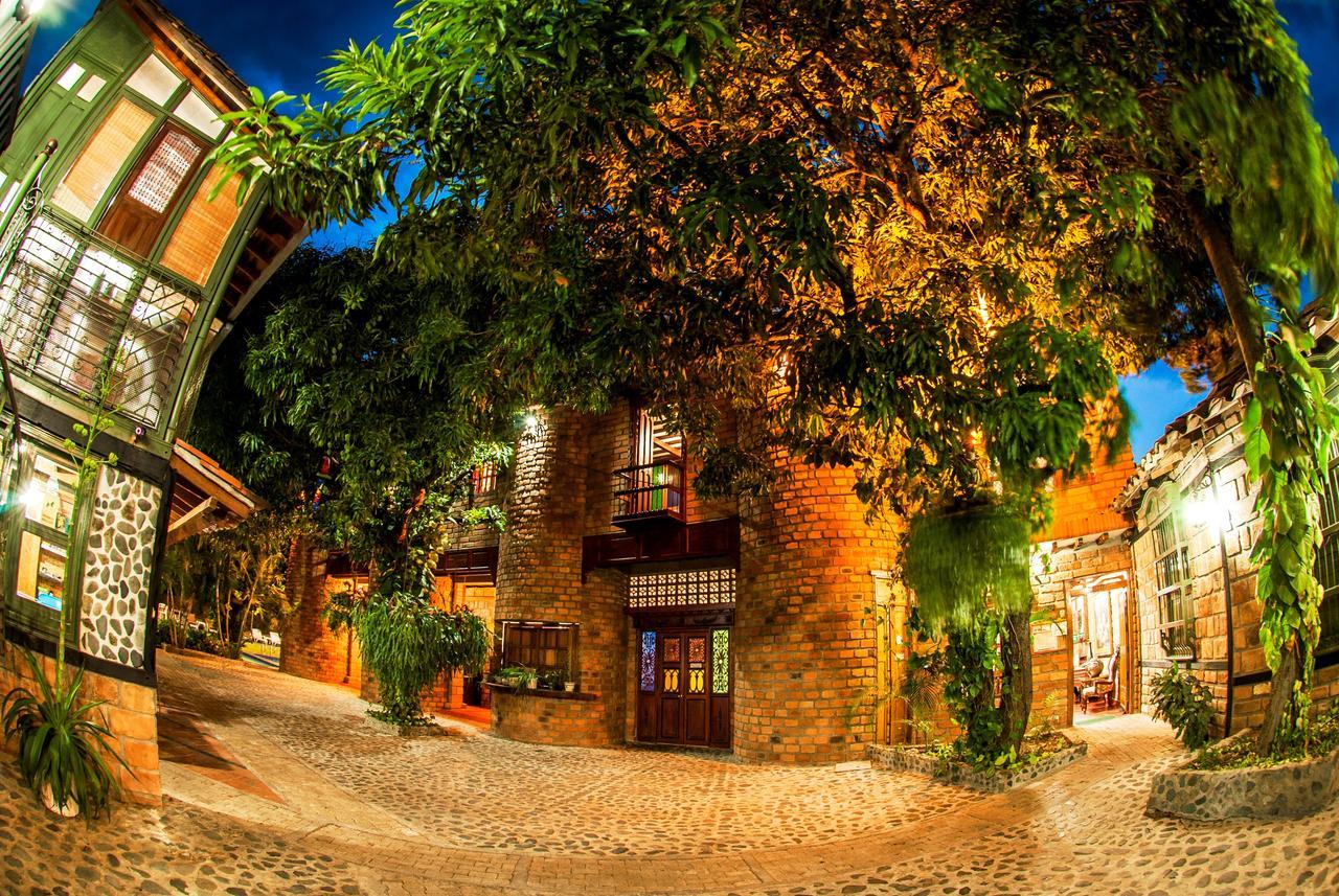 Hosteria De La Plaza Menor Santa Fe de Antioquia Exteriör bild